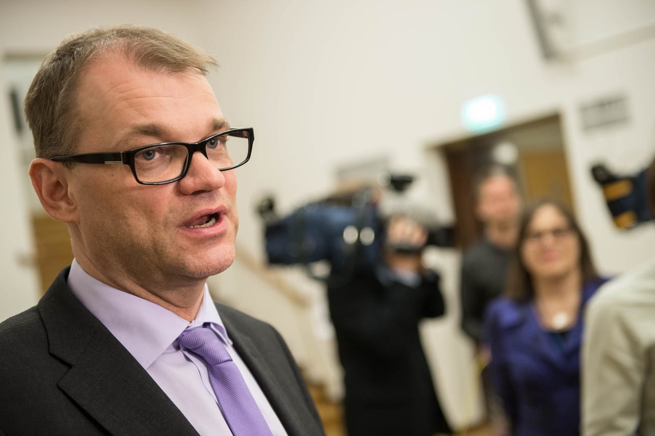 Juha Sipilän mukaan sopeutustoimiin on ryhdyttävä nopeasti.