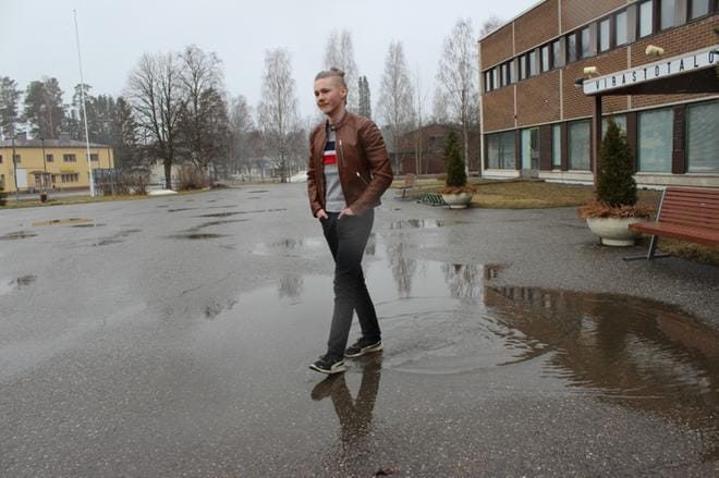 Ensi kesäksi pestin jo hankkineelle Hannes Kankaanpäälle erilaiset kesätyöt ovat tuoneet monipuolista kokemusta tekniikan alalla. KUVA: MINNA ZILLIACUS