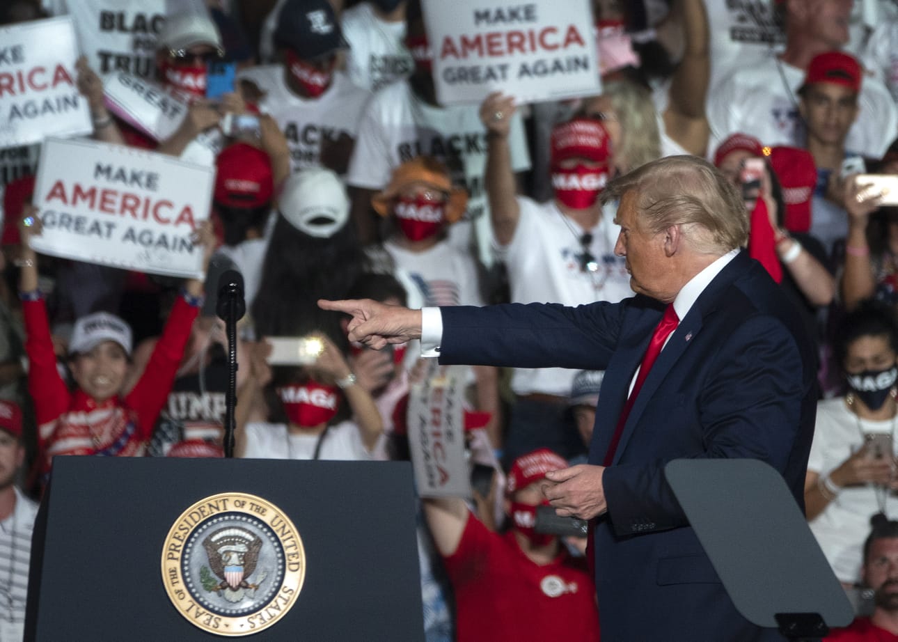 Presidentti Donald Trump kampanjoi Floridassa.