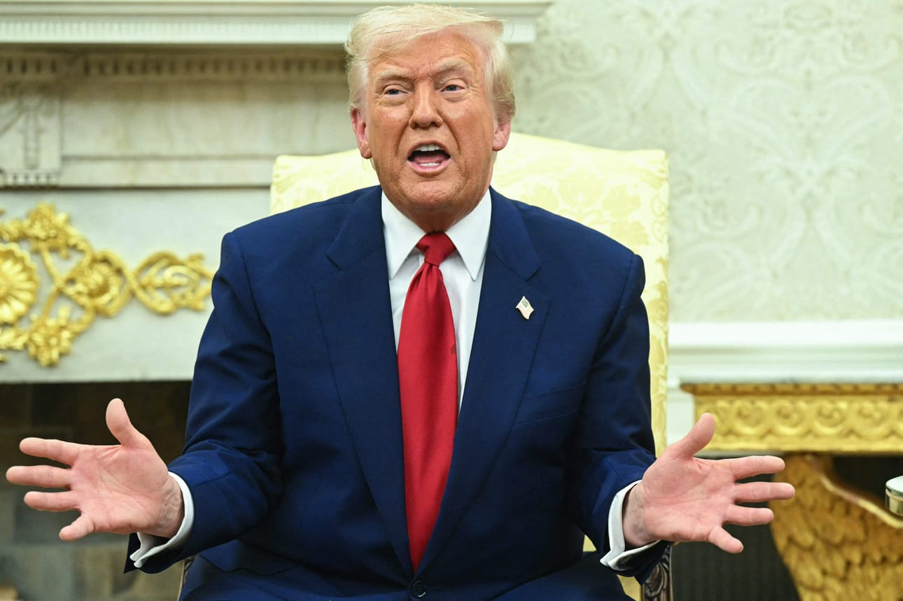 Yhdysvaltojen presidentti Donald Trumpin asettamat tuontitullit uhkaavat laajeta kauppasodaksi. Kiina on ilmoittanut, ettei se aio antaa periksi Trumpin uhkailujen ja painostuksen edessä.