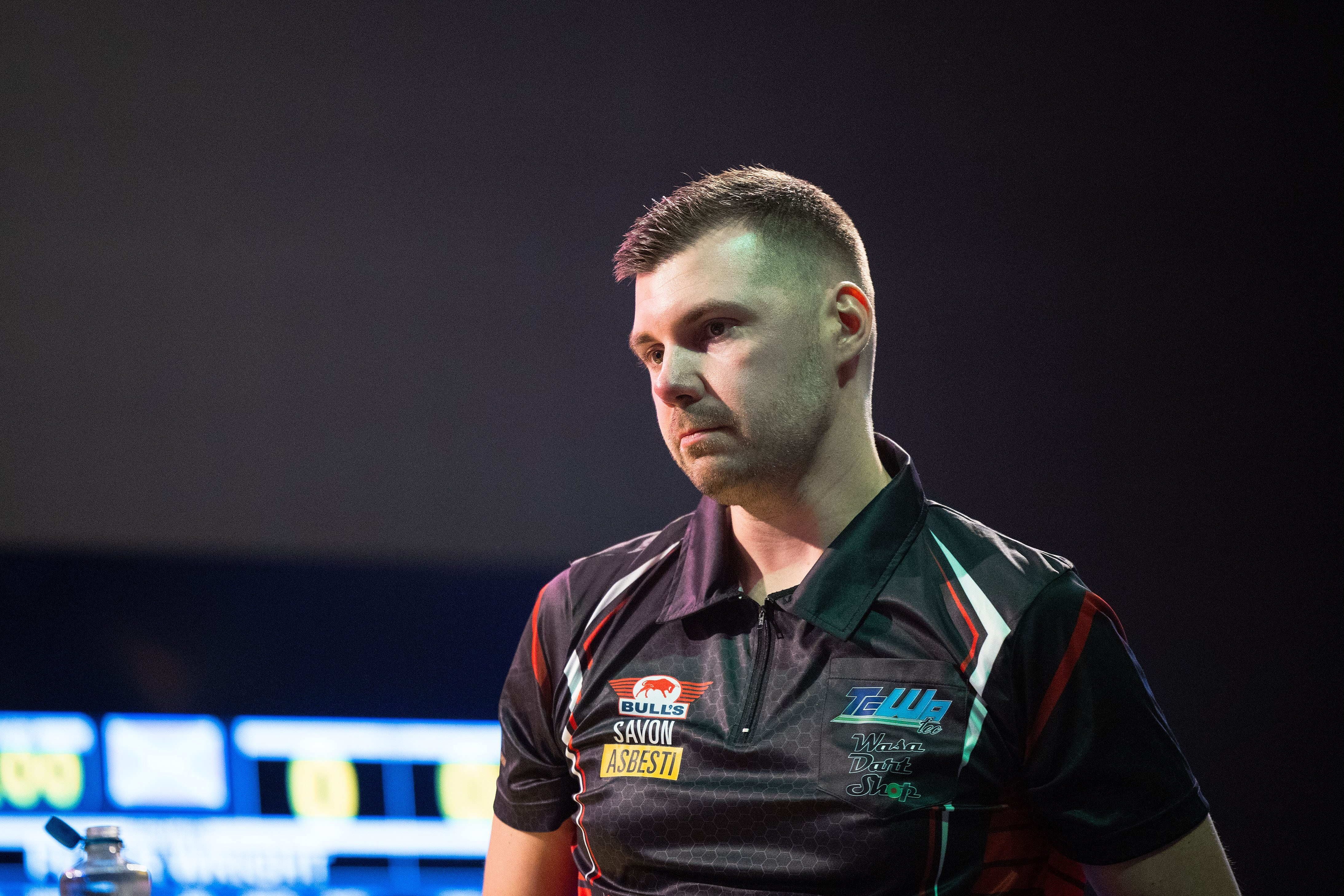Teemu Harju taipui tappioon MM-dartsin hurjassa trillerissä