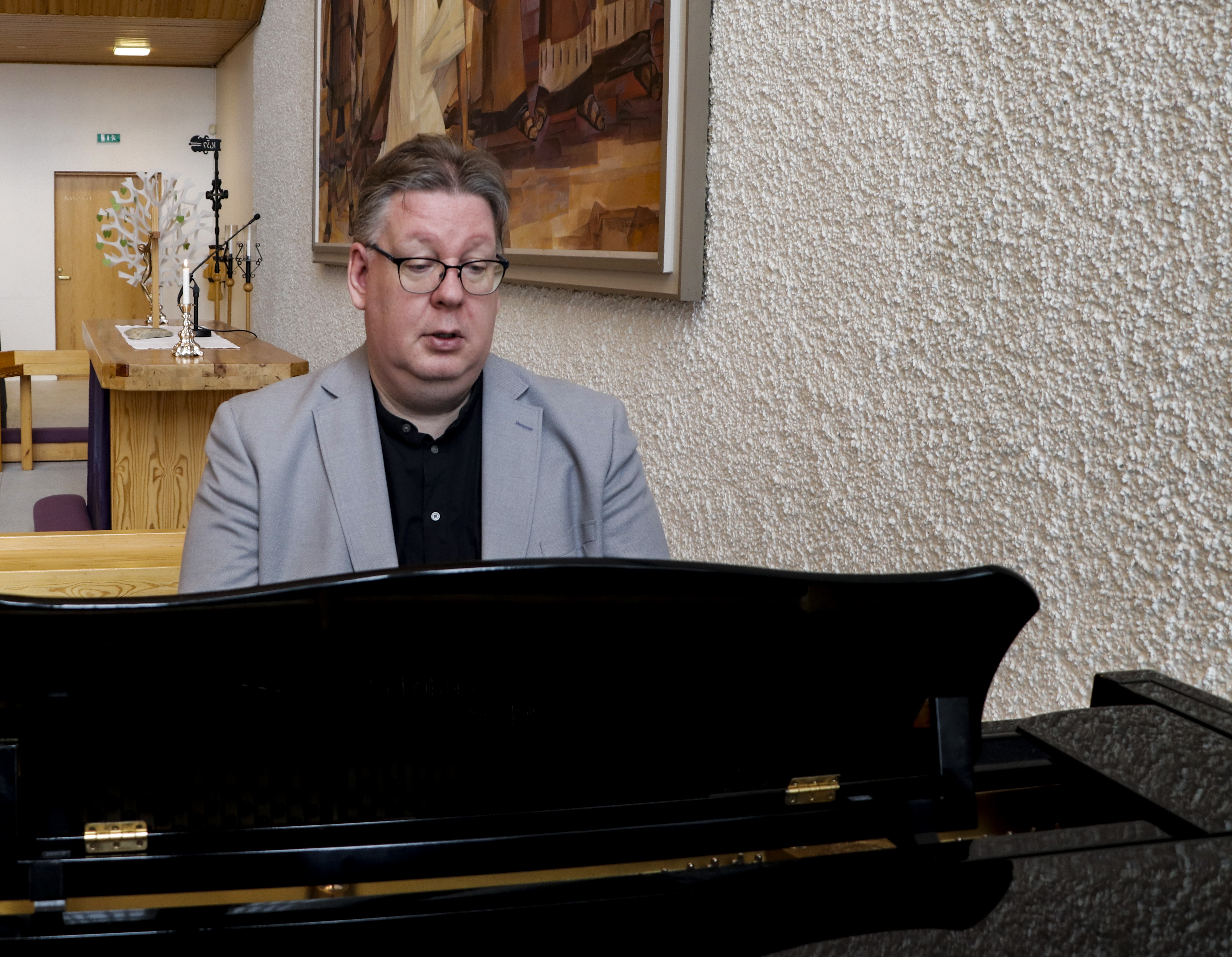 Kärsimyksen kautta pääsiäiseen – Kirkkomusiikin klassikkoja ovat passiot, mutta myös virsistä löytyy kansansuosikkeja