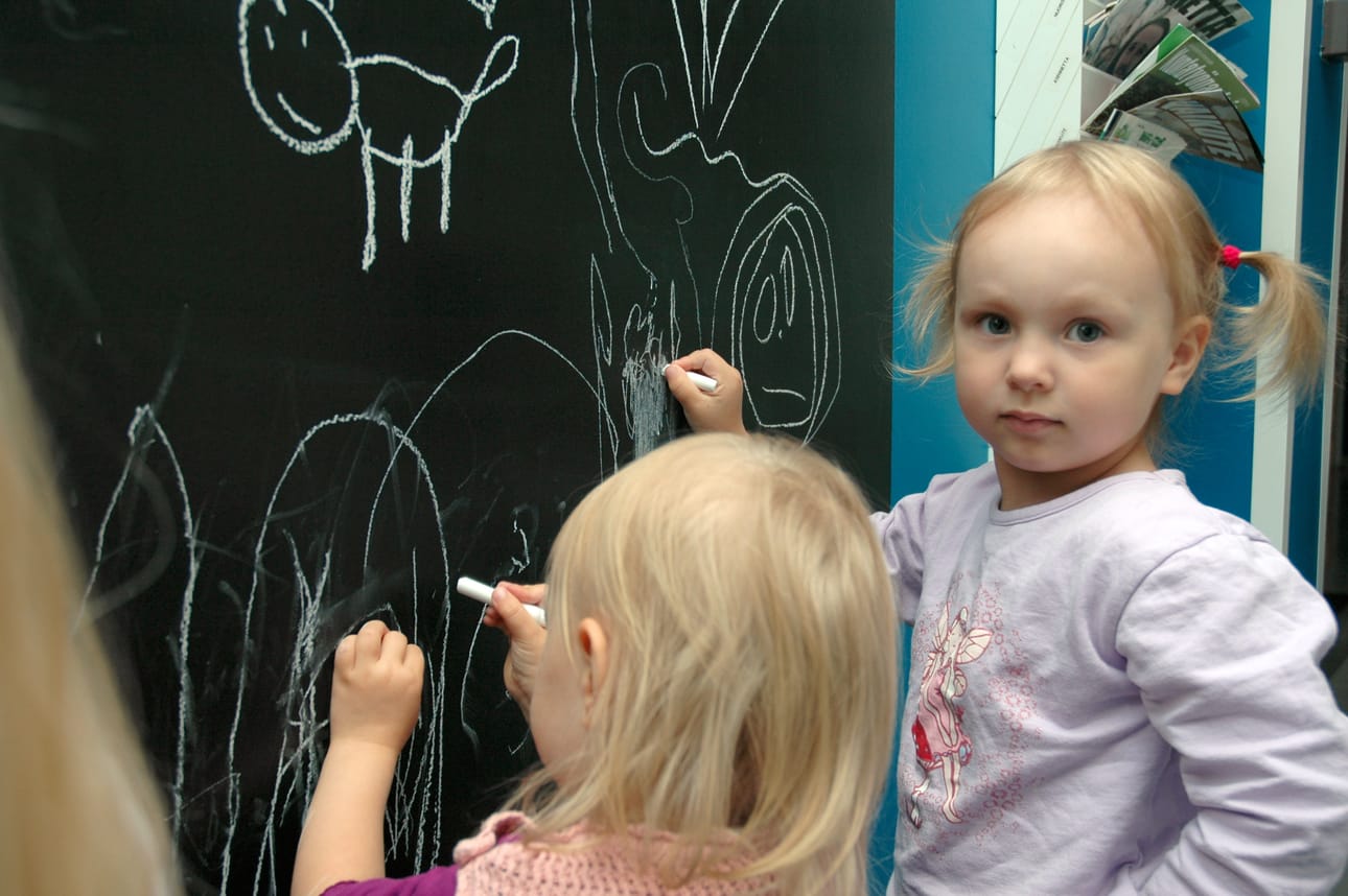 MLL:n perhekahvilatoiminta siirtyi nuorisotalo Nuken tiloihin viime syksynä.