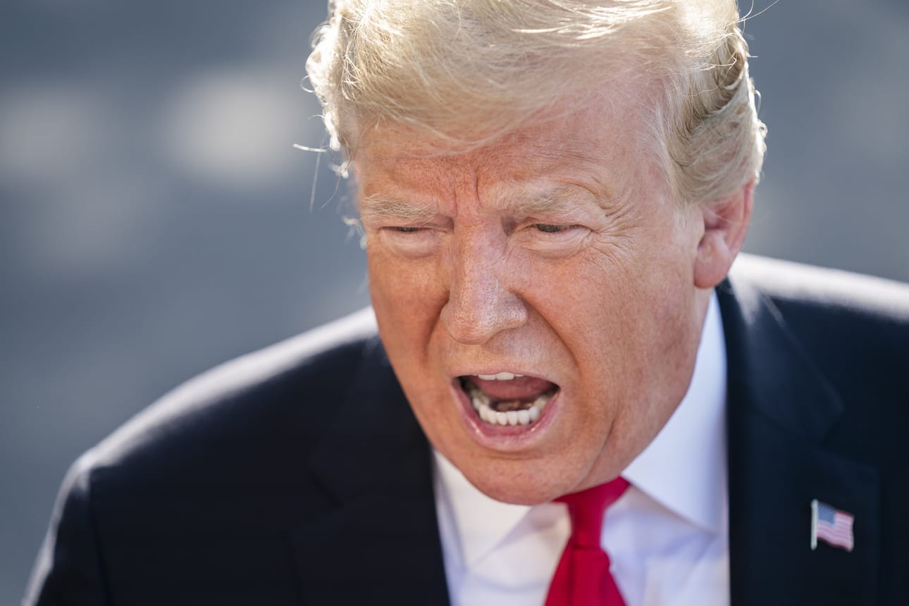 Presidentti Trumpin mukaan artikkeli on valetta.