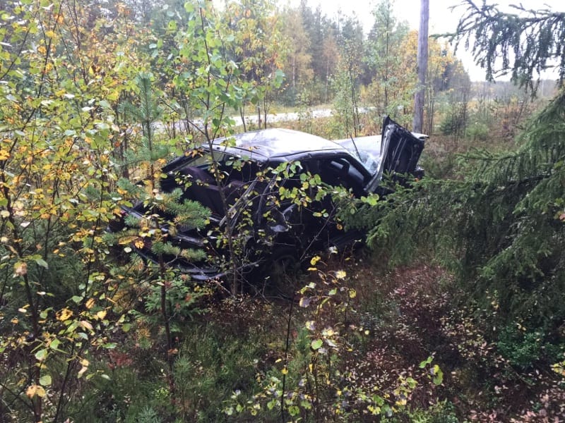Onnettomuus sattui ennen kello yhtä yöllä Kiimingintiellä viitisen kilometriä Kiimingistä Yli-iin suuntaan.