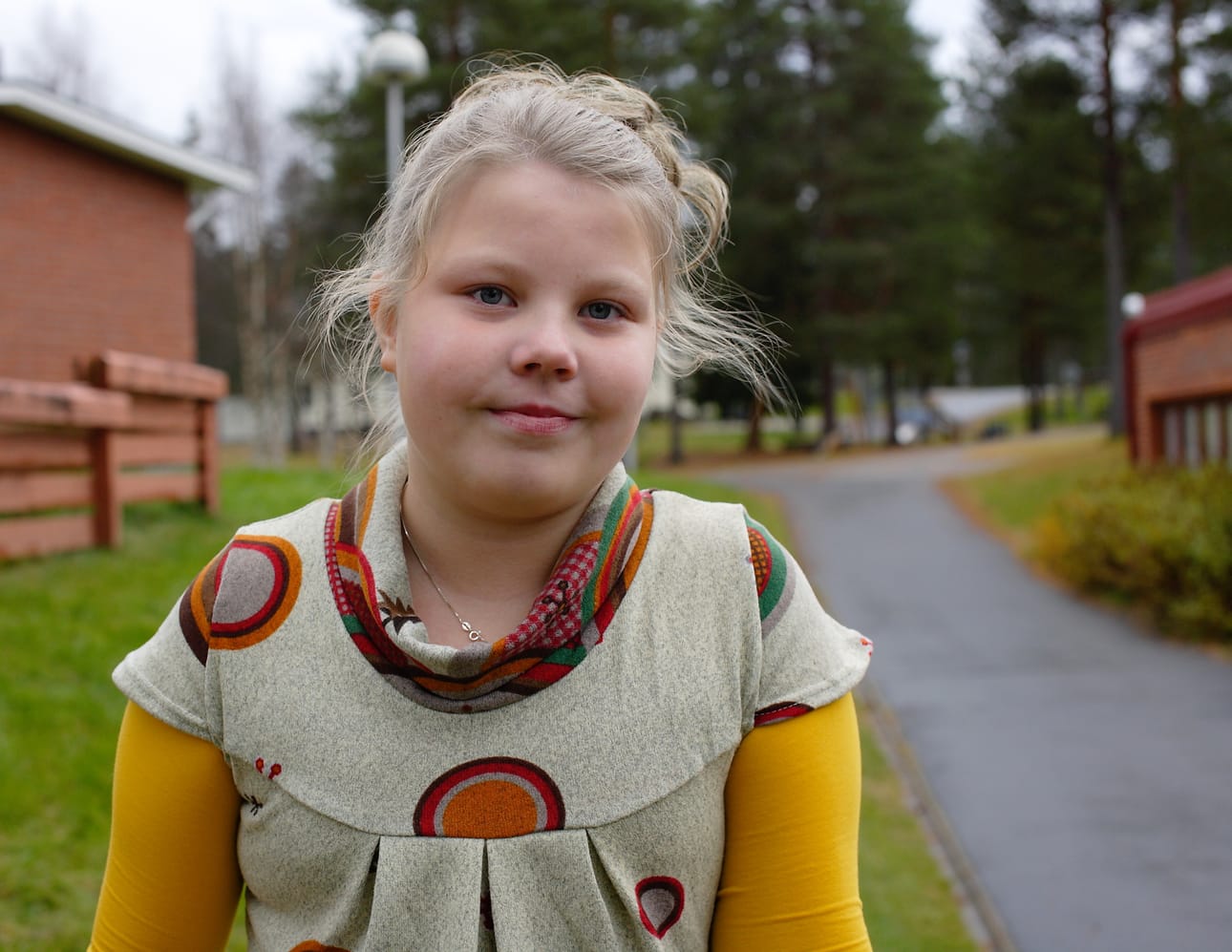 Napero-Finlandia 2010 voittaja Anni Keskipoikelan haaveena on lastenkirjailijan ura. Anni on aika varma siitä, ettei omassa suvussa ole ainakaan vielä toistaiseksi yhtään kirjailijaa.