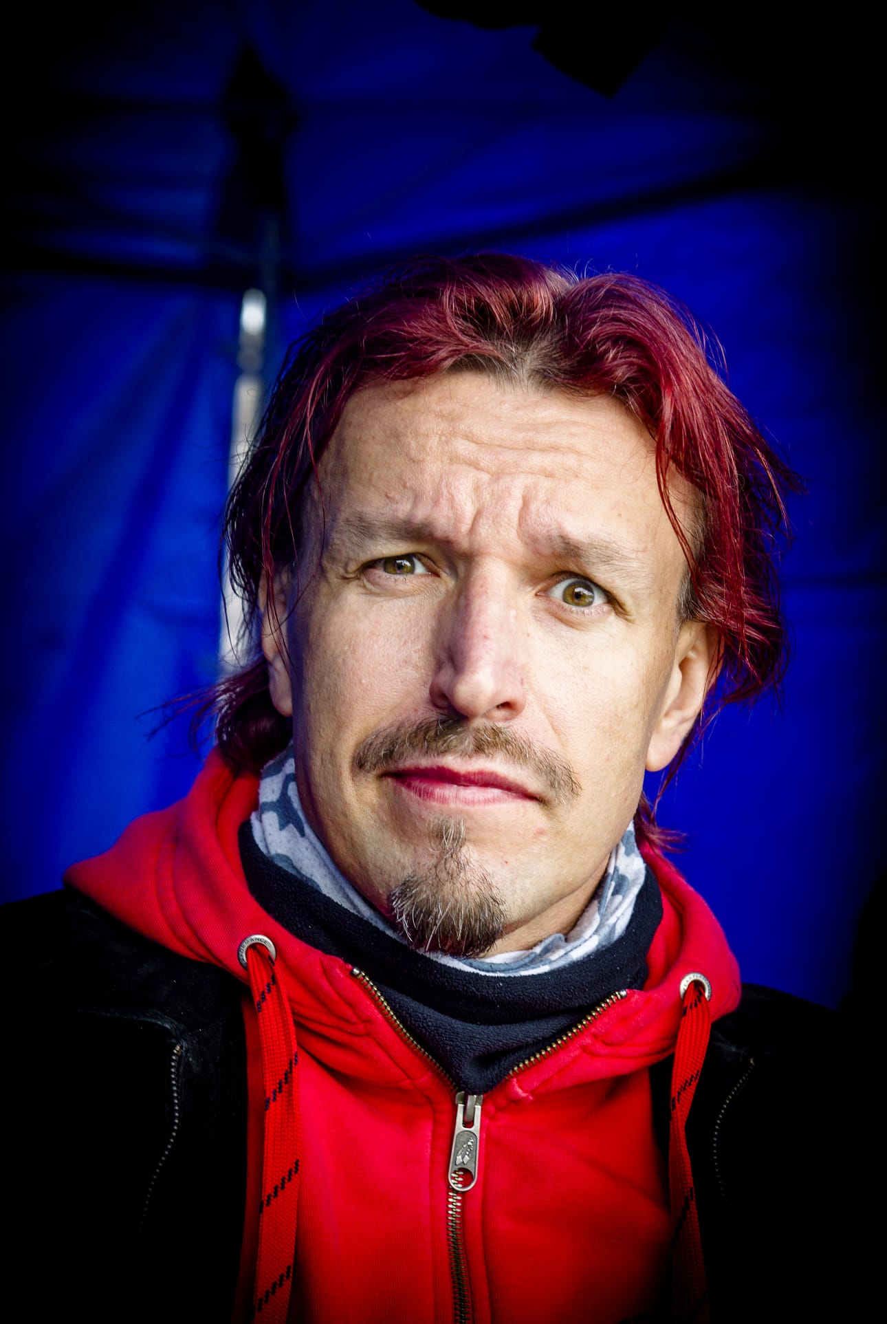 Tony Kakko on mukana Be Active-kampanjassa.