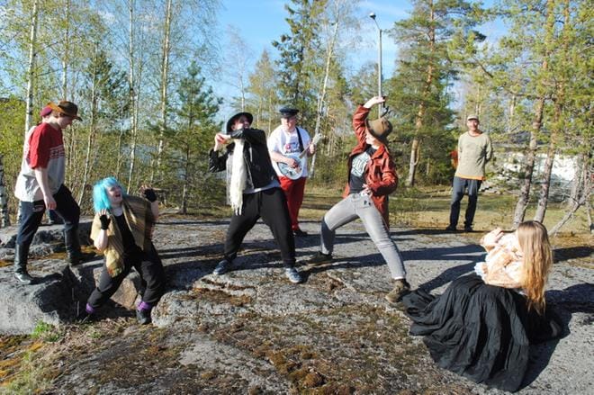 Nyt on jännää! Mitenkähän tuossa käy? KUVAT:EEVA-LIISA KULJU