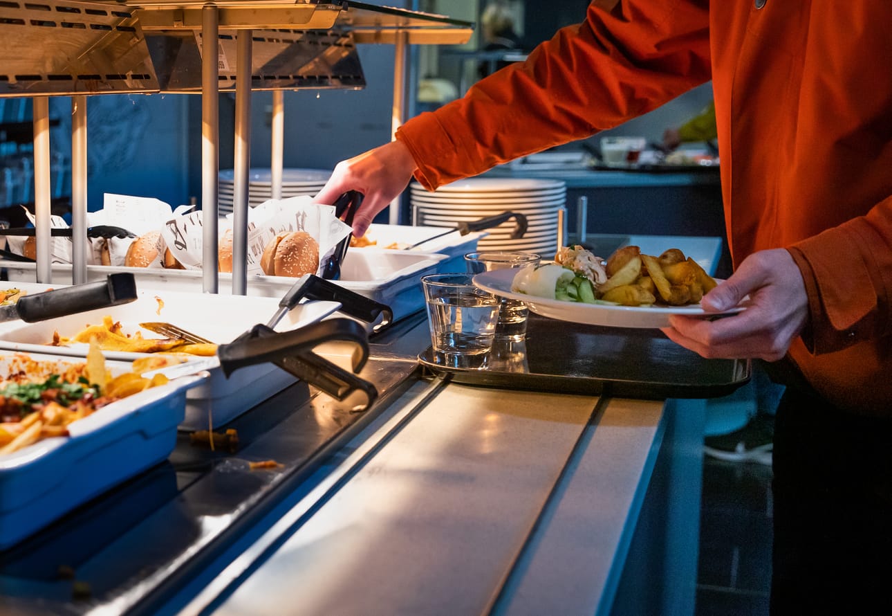 Ilkka-Pohjalaisen kyselyyn vastanneiden mielestä edullinen lounas maksaa 8–9 euroa.