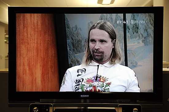 Suomen ensimmäinen julkisuuteen tullut avaruusturisti Vesa Heilala MTV3:n haastateltavana torstaiaamuna.