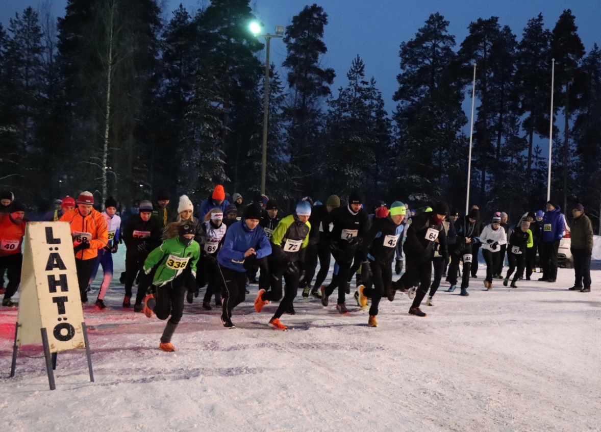Tanelinrannan uuden vuoden juoksuun voi osallistua myös lemmikin kanssa