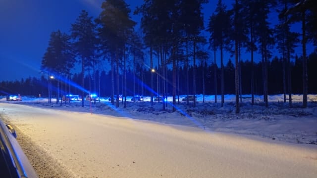 Onnettomuus tapahtui valtatiellä 4 Haukiputaan kohdalla.