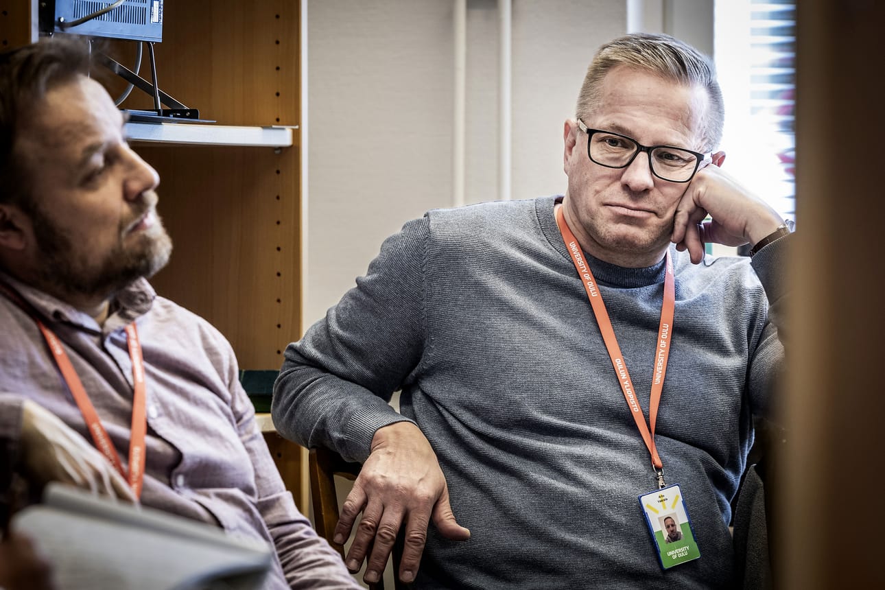 Tero Raita (vas.) ja Arto Vaarala kertovat, että observatorion työ on pysynyt laadukkaana koko ajan.