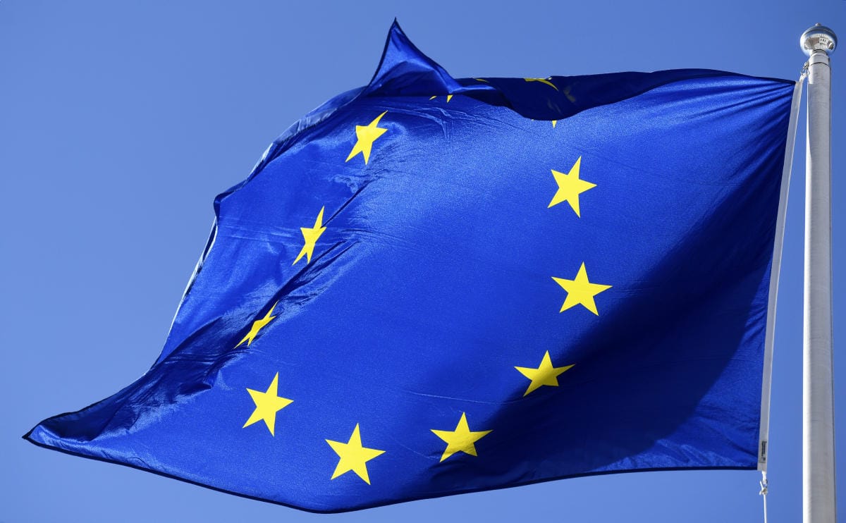 EU on valmis myös tiukentamaan pakotteitaan. Myanmarin helmikuisen sotilasvallankaappauksen jälkeen EU on asettanut pakotteita maan armeijaa ja sen johtajia kohtaan. LEHTIKUVA/AFP