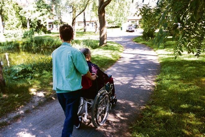 Alavudelle Tuuriin Töysän yrittäjät ry suunnittelee esteetöntä luontopolkua. Kuvan polku ja luontoympäristö eivät liity tähän aiheeseen. KUVITUSKUVA: MINNA HIRVELÄ