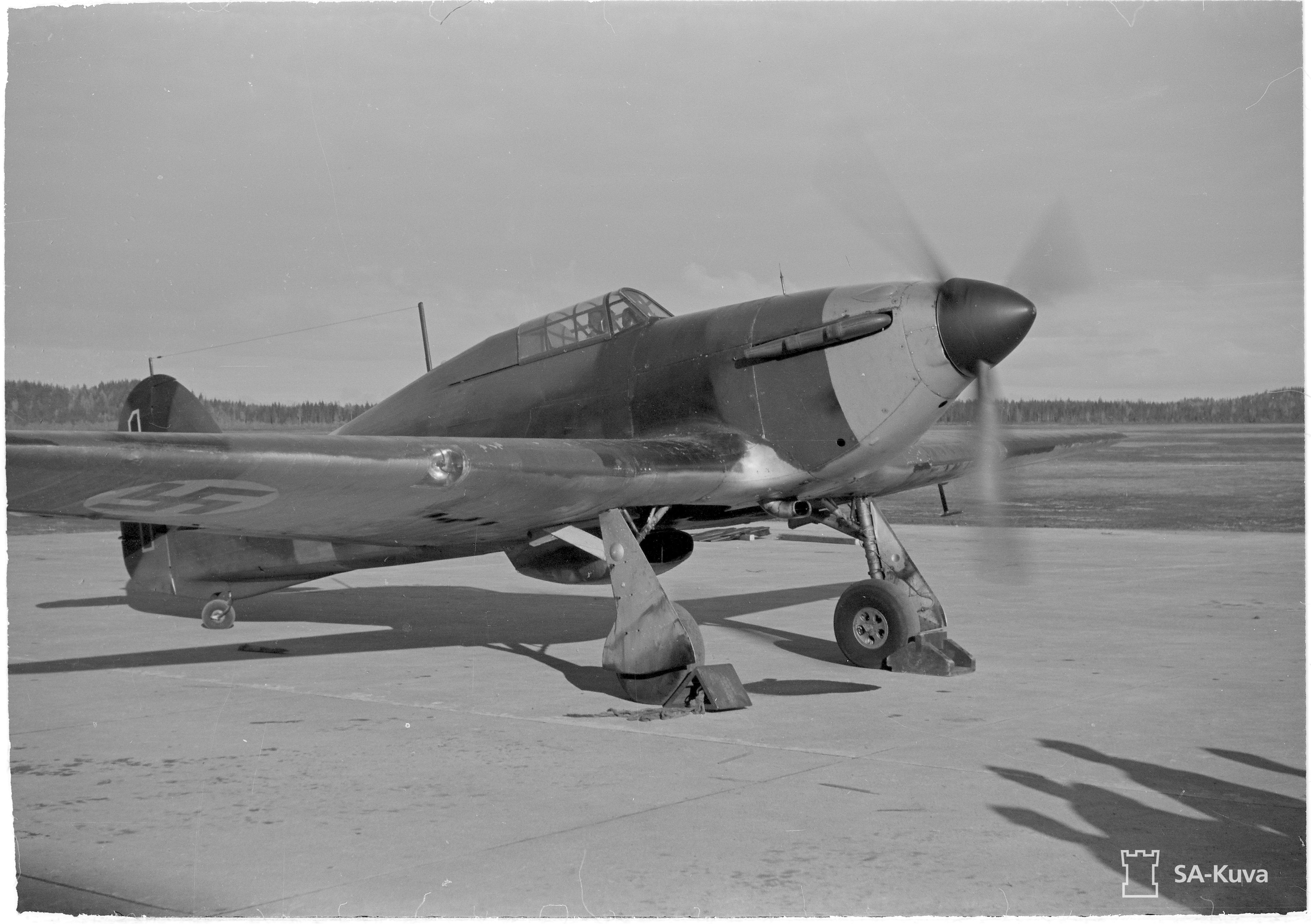 Toisen maailmansodan hävittäjä Oulun lentonäytökseen