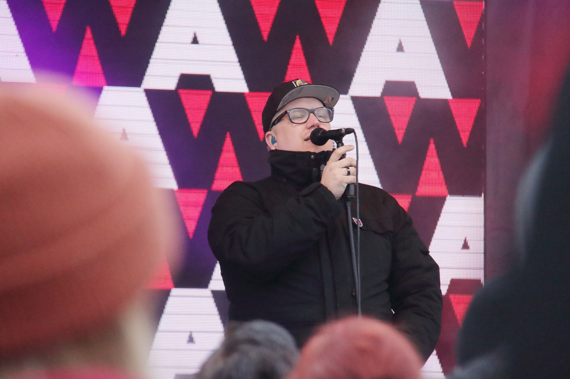 Lue arkistojuttu: Vuoden musiikintekijänä palkittu Janne Rintala avasi Pyhäjokiseudun haastattelussa yhteistyön syntyä Arttu Wiskarin kanssa