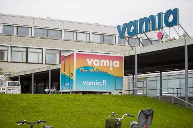 Jääkiekkoilijat, golffarit, yleisurheilijat ja monet muut–nuoret urheilijat voivat jatkossa opiskella Vaasassa Vamiassa urheilu-uransa ohessa. ARKISTOKUVA: SAMI PELTONIEMI
