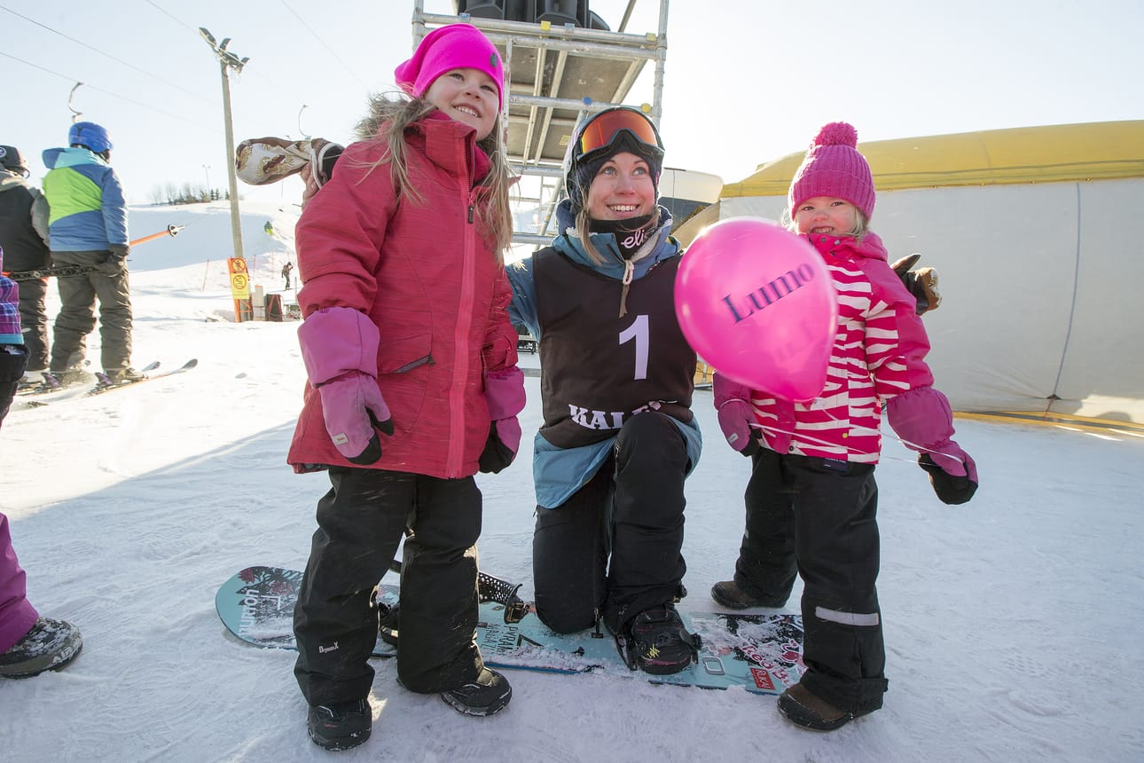 Enni Rukajärvellä riitti ihailijoita viime vuoden Big Air -tapahtumassa.