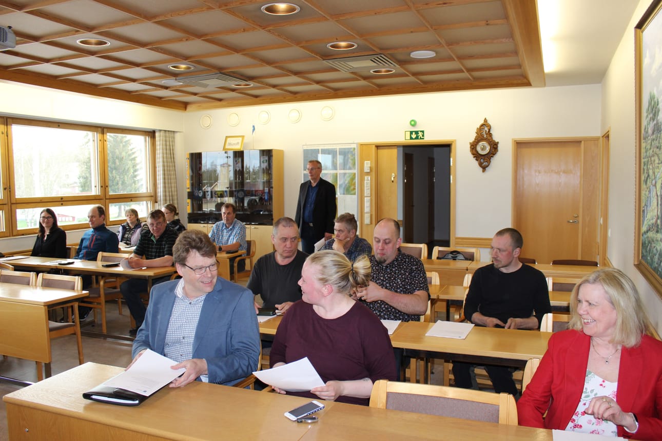 Kiinteistöasiat olivat pääosassa Karijoen kunnanvaltuuston kokouksessa eilen illalla.