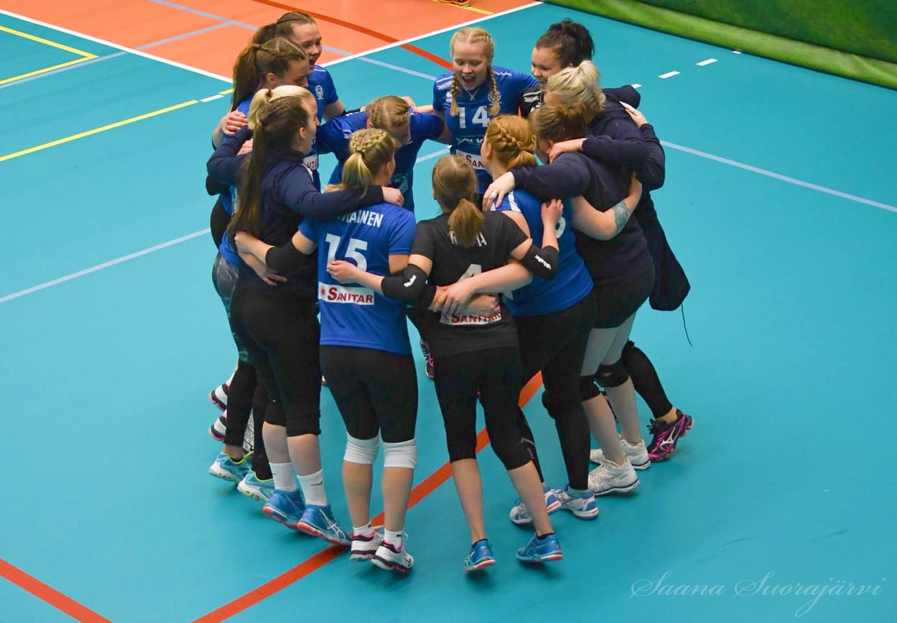 Pallo-Karhujen kakkossarjajoukkue voitti sunnuntaina kotikentällään Woman-Volley 2:n Rovaniemeltä.