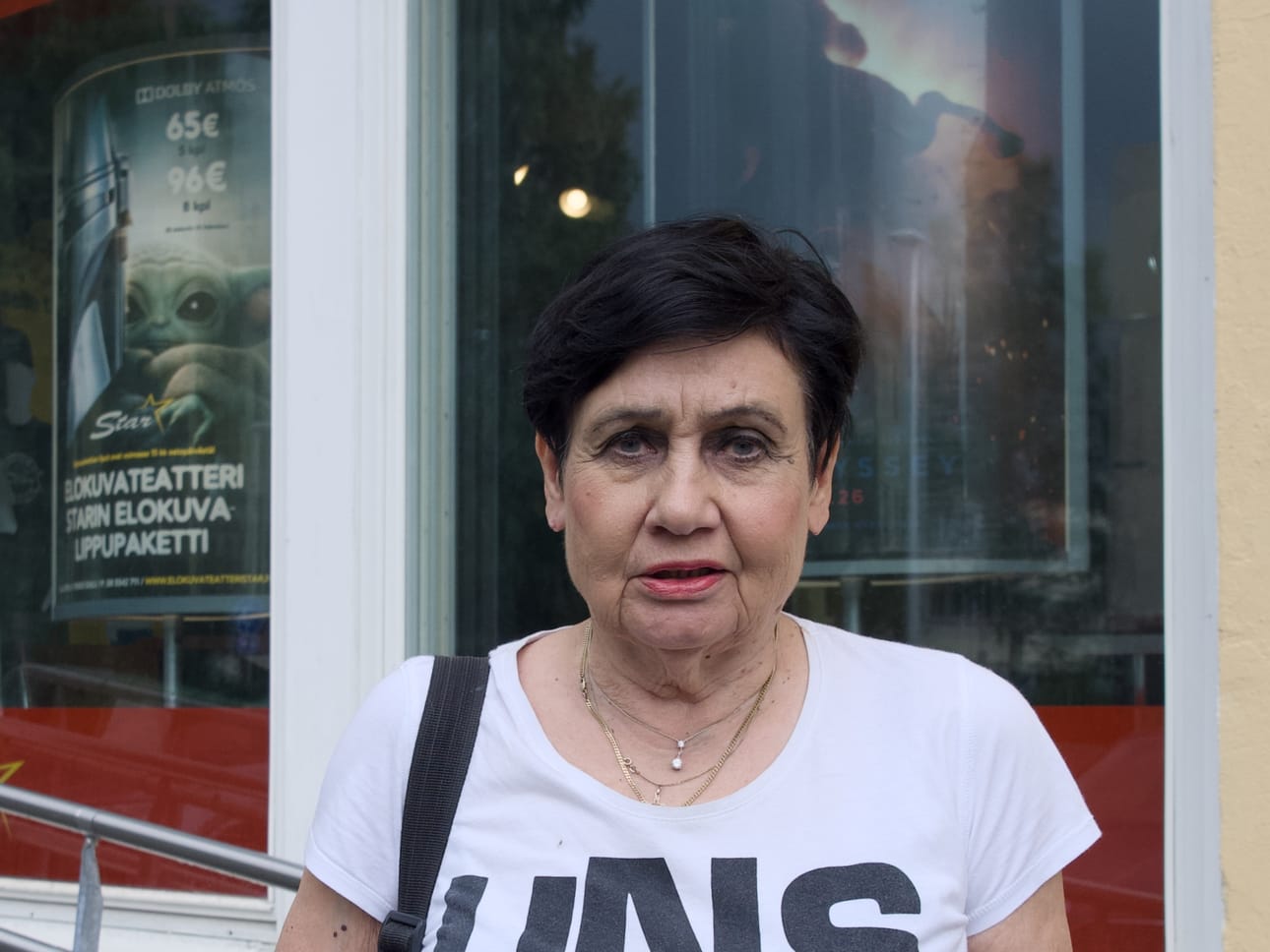 Tuire Kourula näkee uutuuselokuvan jousiammuntakohtauksissa samoja elementtejä, joita hän itsekin lajin parissa kokee. Ammunnan rauhallista vetovaihetta hän kuitenkin jää kaipaamaan.