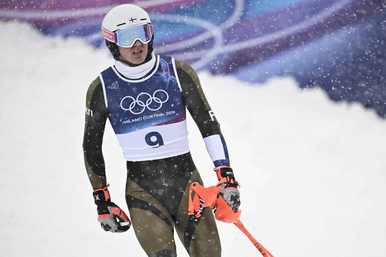 Pipariksi meni. Eduard Hallbergin suurien odotusten päivä olympialaisten pujottelussa päättyi pettymykseen.