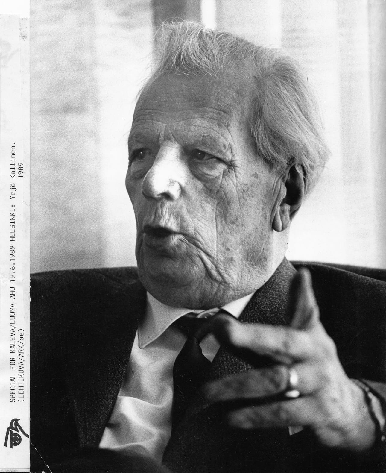 Yrjö Kallinen tunnettiin puheistaan.Kuva kesäkuulta 1966, jolloin hän täytti 80 vuotta.