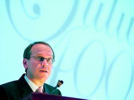 Jorma Ollila puhui Oulussa järjestetyssä kaupungin juhlaseminaarissa.