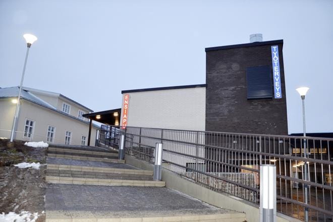Kuntalain vuonna 2013 voimaan tullut muutos velvoittaa kunnat yhtiöittämään kilpailuilla markkinoilla tapahtuvan toimintansa. Alajärven kaupunginvaltuusto vei maanantain 27.5. kokouksessa eteenpäin muutoksia työterveyspalvelussa, mutta ei lähde uuteen yhtiöön ehdoitta. KUVA: SARI HEINILÄ