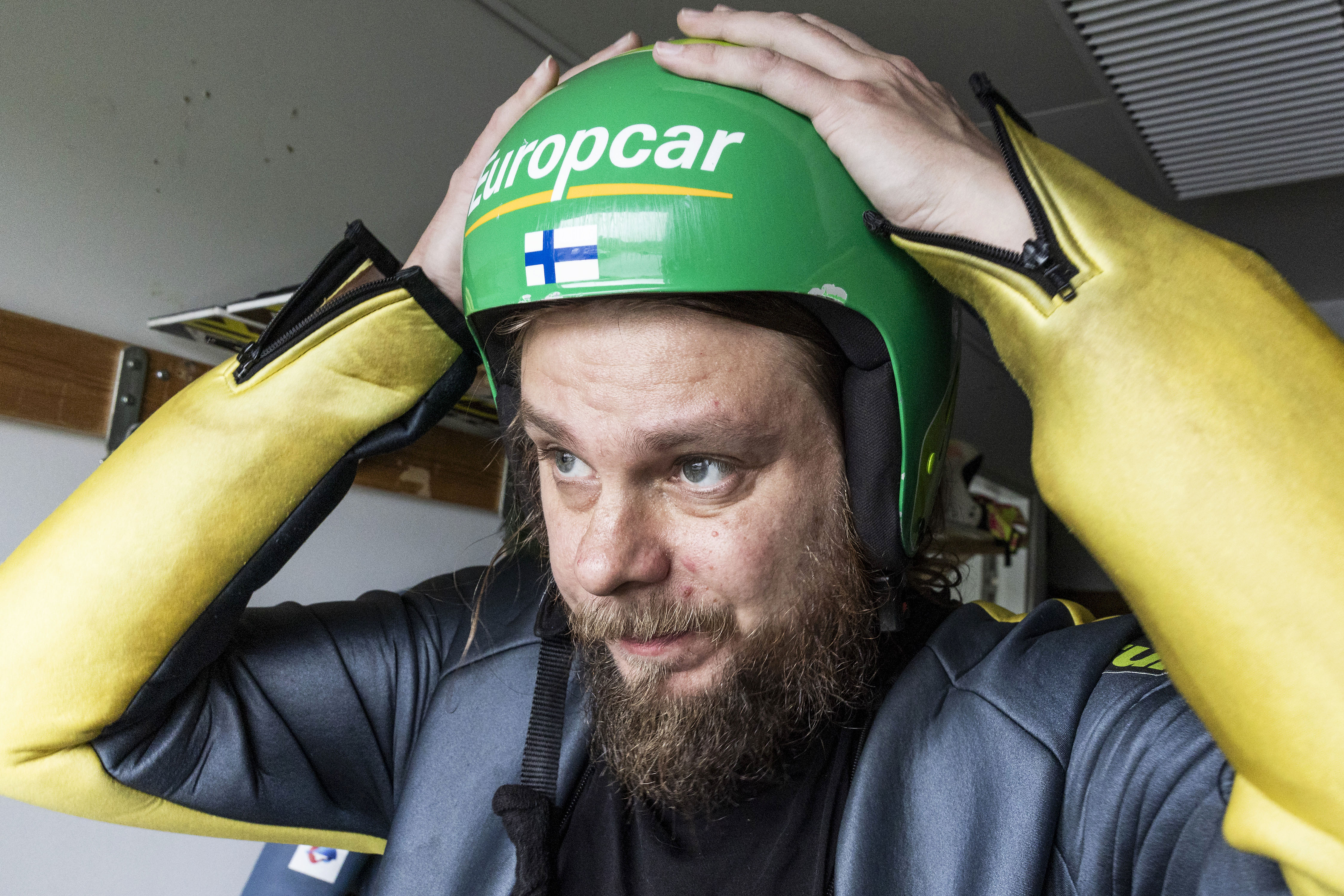 Kuka koomikko aikoo SM-mäkeen? Milloin Sulo Kaijala aloitti kauppiasuransa? Testaa luku- ja nimimuistisi uutisvisassa