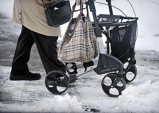 Kun vanhus kaatuu ja murtaa lonkkansa, sillä voi olla kohtalokkaat seuraukset.