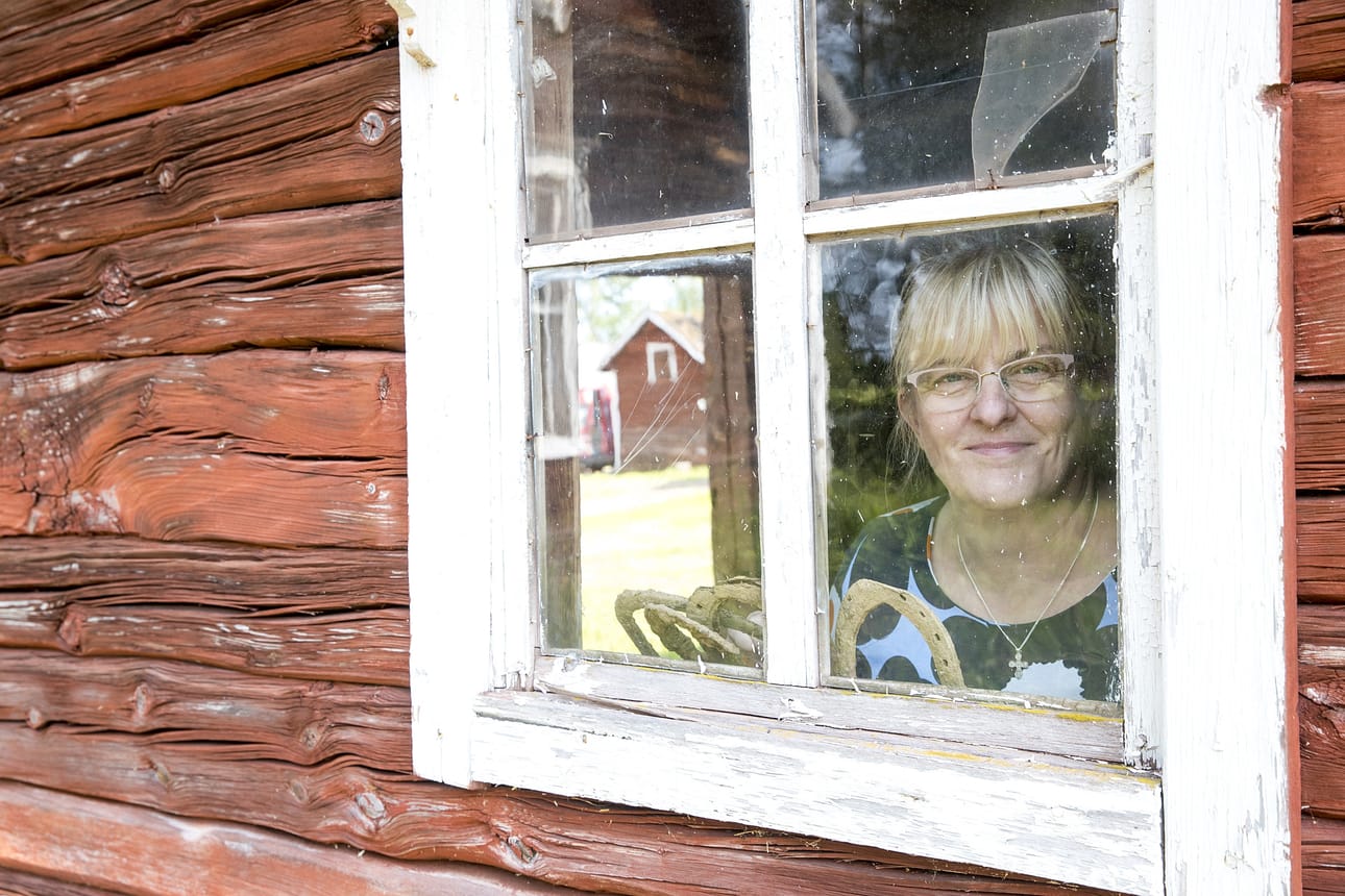 – Piiriorganisaatio on sitten valmiina odottamassa, kun puolue perustetaan. Tämä on etukäteisvalmistelua, sosiaali- ja terveysministeri Pirkko Mattila sanoo.