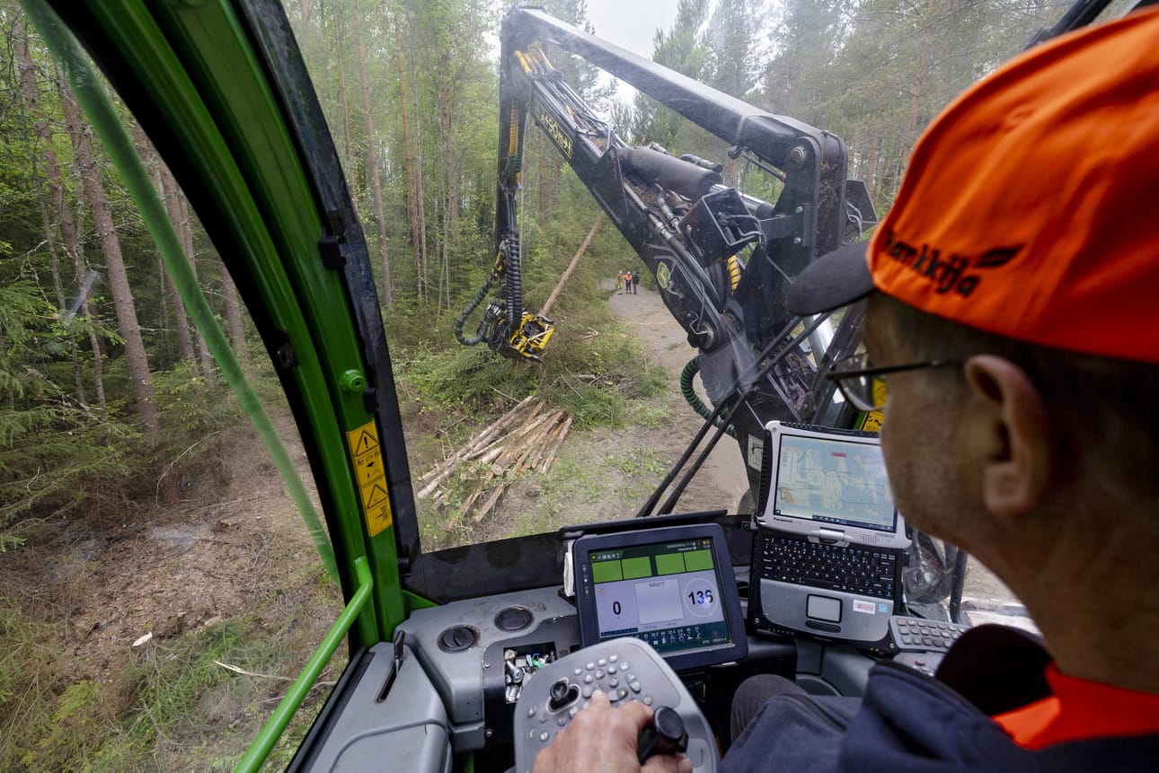 Ähtärin kampuksen uudet oppimisympäristöt houkuttelivat hakijoita aiempia vuosia enemmän. Ähtärissä voi opiskella esimerkiksi metsäkoneenkuljettajaksi.