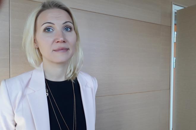 Vaasan sairaanhoitopiirin ensimmäinen naisjohtaja Marina Kinnunen: ”Nainen joutuu joskus tekemään enemmän töitä, jotta ansaitsee arvostuksen”