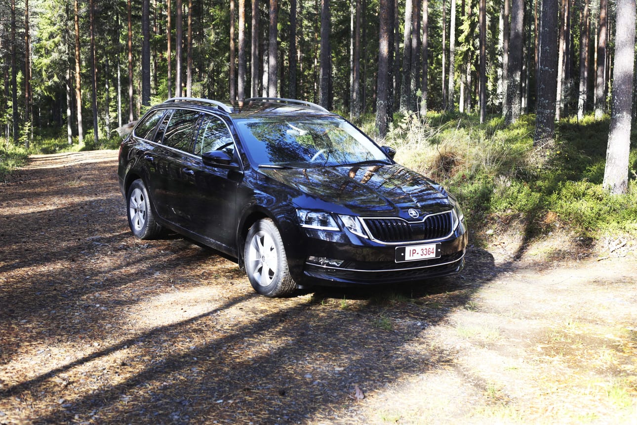 Skoda Octavian kaasuversio ei poikkea juuri mitenkään normaalista Octaviasta.
