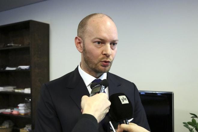 Perussuomalaisten puheenjohtajaksi pyrkivä Sampo Terho julkisti ohjelmansa perjantaina eduskunnassa pitämässään tiedotustilaisuudessa. KUVA: Lauri Nurmi