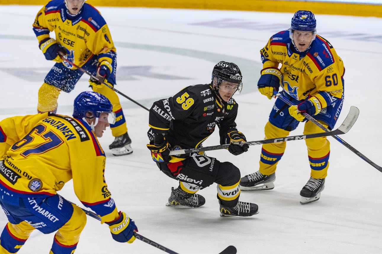 Julius Hermonen (59) on täyttänyt Kärppien hyökkääjänä paikkansa.