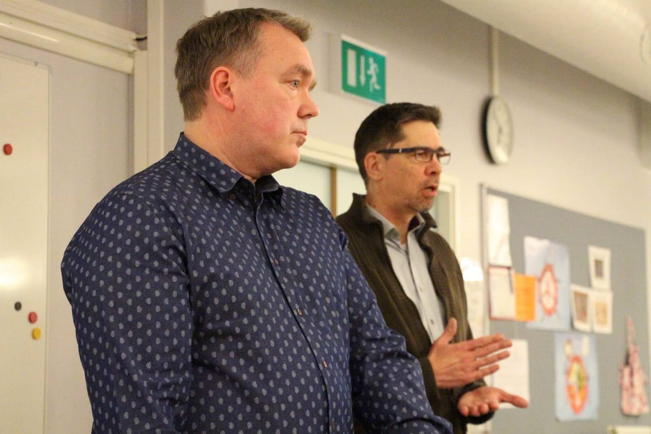 Salmenrannan tilanteesta järjestettiin yleisötilaisuus marraskuun viimeisenä päivänä. Tilaisuudessa Salmenrannan rakennuksen kunnosta ja korjauskustannuksista kertoi tekninen johtaja Esa Linnala.