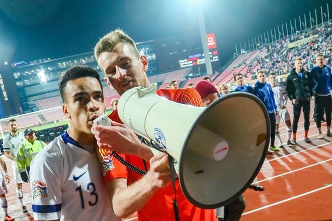 Pyry Soirin (vas.) isä on namibialainen, Lukas Hradeckyn vanhemmat ovat Slovakiasta. KUVA: Mauri Ratilainen