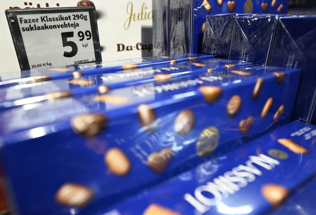 Kaakaon merkittävä hinnan nousu on saanut Fazerin pohtimaan uusia raaka-aineita. LEHTIKUVA / Vesa Moilanen