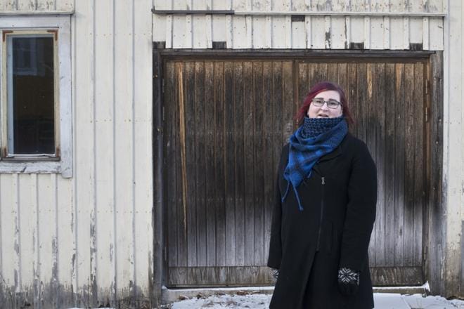 Lähimatkailuassistentti Kristel Jäntti esitteli tulevaa museota Pohjalaisessa perjantaina. ARKISTOKUVA: MINNA ANTILA