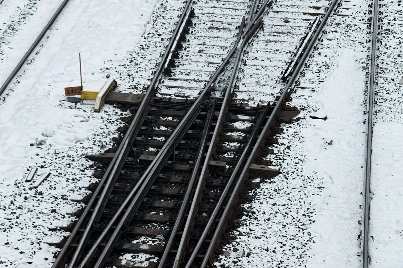 Itärataa suunnitellaan ensisijaisesti kaksiraiteiseksi, nopeaksi henkilöliikenneradaksi. LEHTIKUVA / JUSSI NUKARI