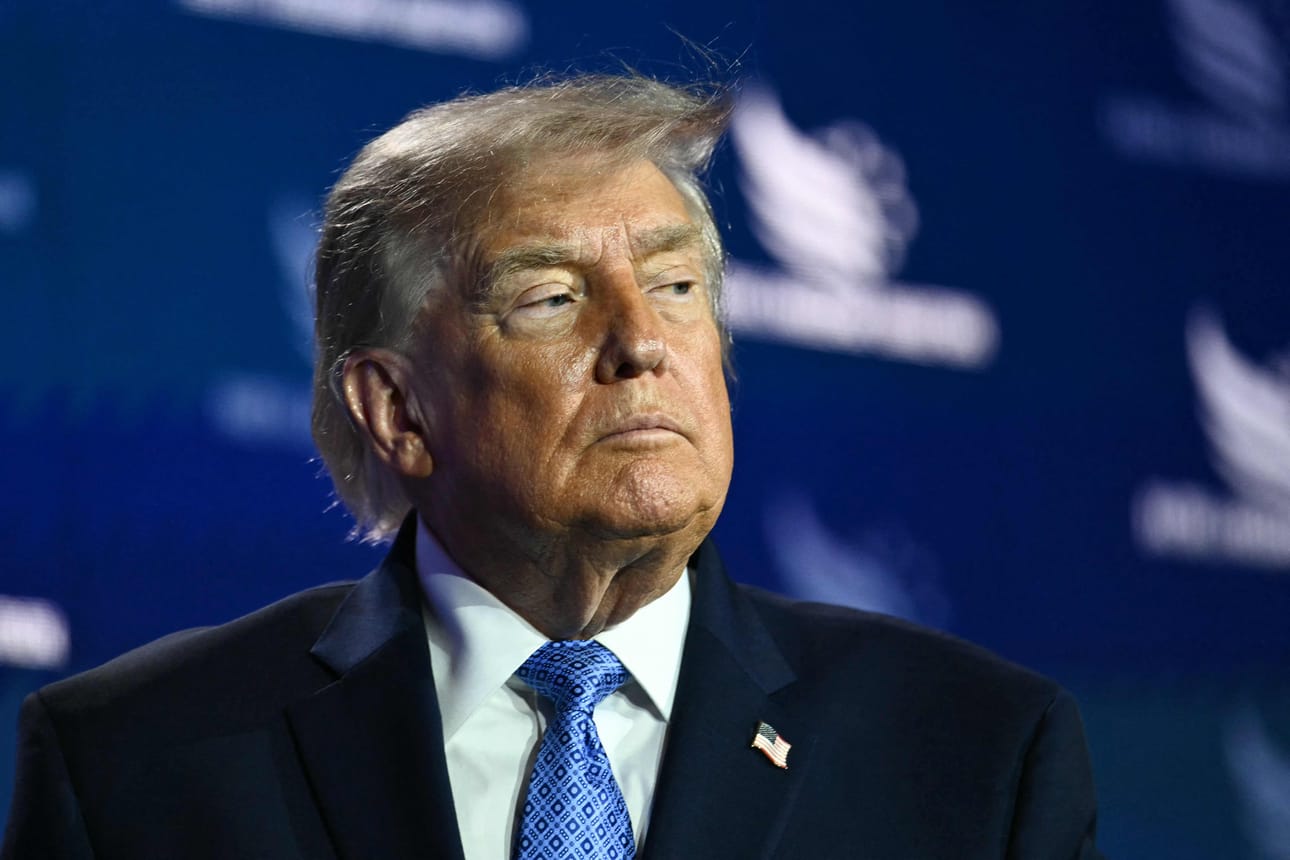 Yhdysvaltain presidentti Donald Trump kommentoi Truth Social -viestipalvelussaan, että Iran voi tuhoutua täysin, jos Yhdysvallat jatkaa sotaa.