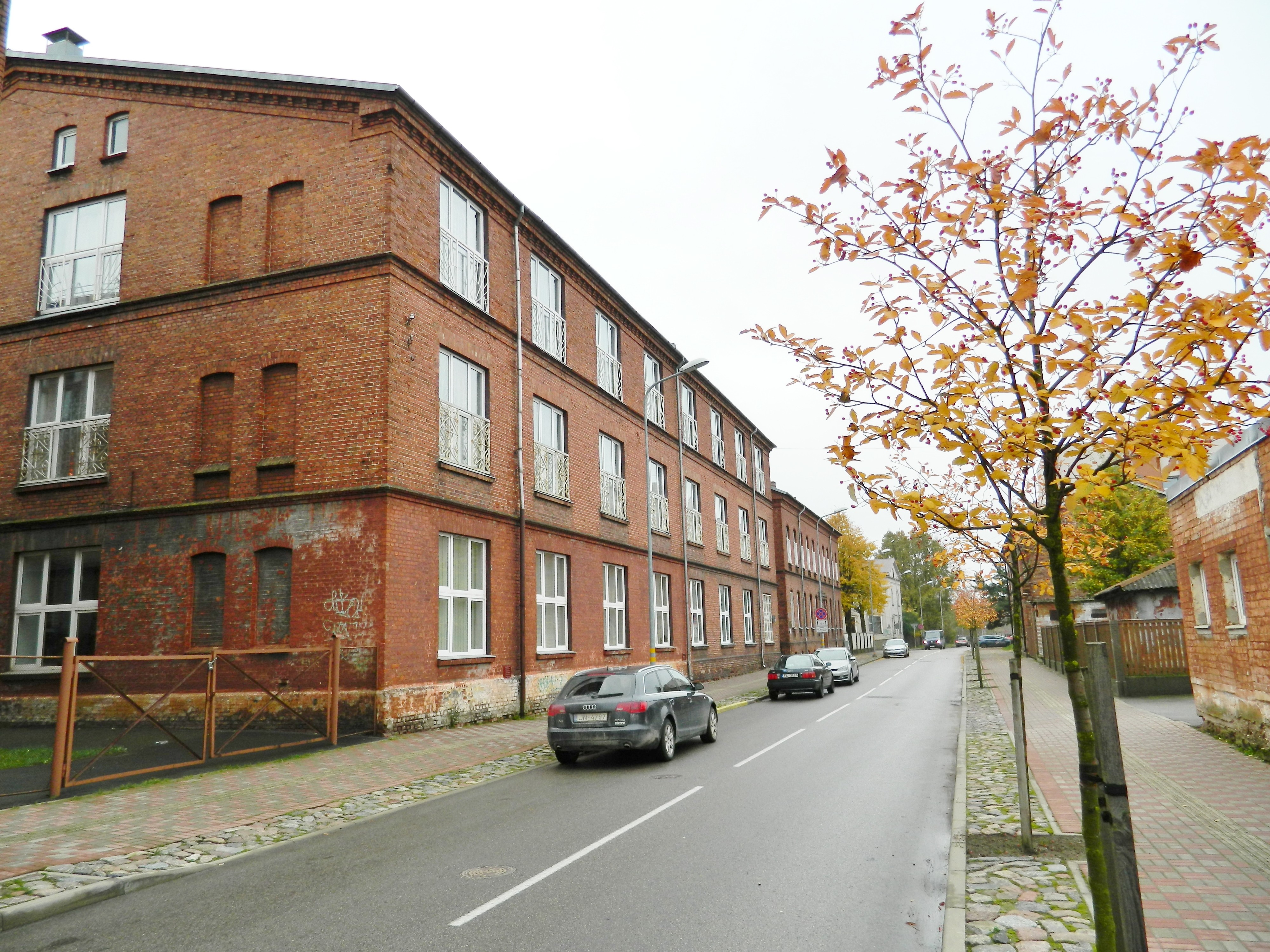 Bayern-kasarmi on Suomestakin tuttu punatiilinen kasarmirakennus. Niitä rakennettiin Venäjällä ennen ensimmäistä maailmansotaa Pohjanlahdelta Vladivostokiin.