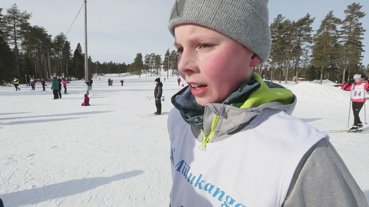 Pikkuhiihtäjät kilpasilla – katso video