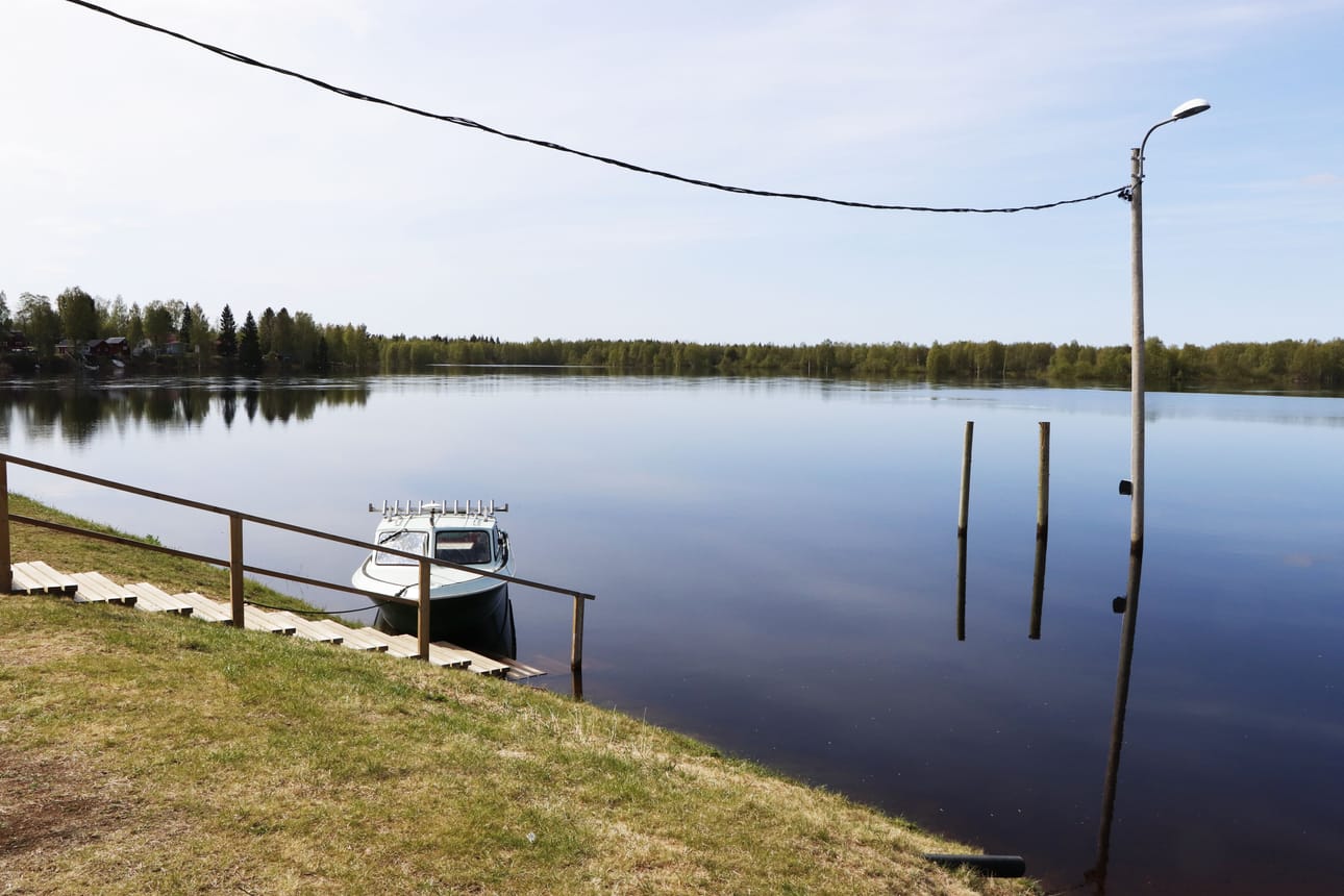 Pietarilassa avantouintipaikka jäi veden alle.