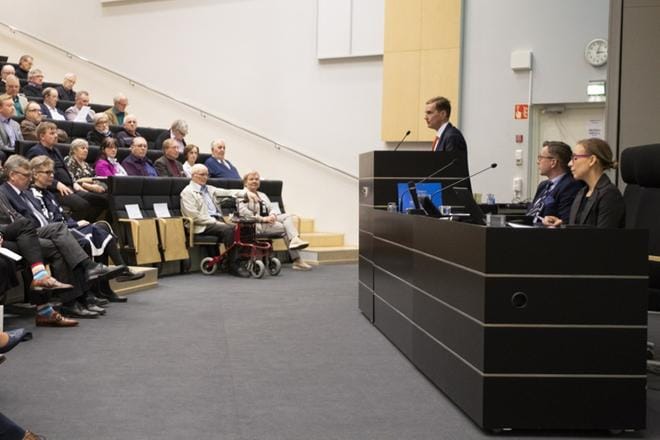 Ilkka-Yhtymä Oyj:n yhtiökokoukseen saapui 170 osakkeenomistajaa. KUVA: MARIKA EIKKULA