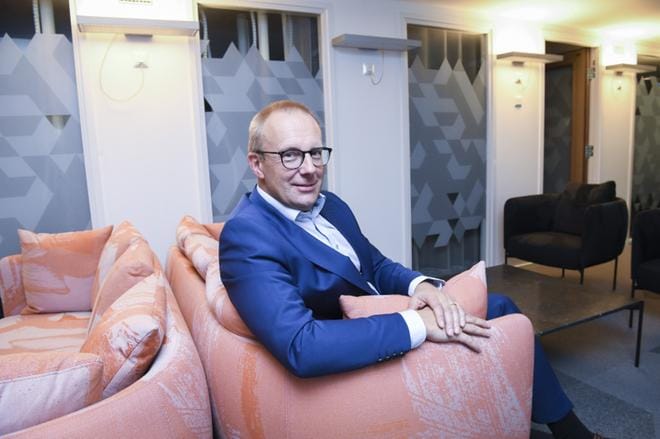 SAK:n puheenjohtaja Jarkko Eloranta sanoo, että tunnelma työmarkkinoilla on jännitteinen. Eloranta harkitsisi Suomeen kahden valtakunnansovittelijan mallia, mikä mahdollistaisi sovittelijan työnkuvan laajentamisen. KUVA: KIMMO BRANDT