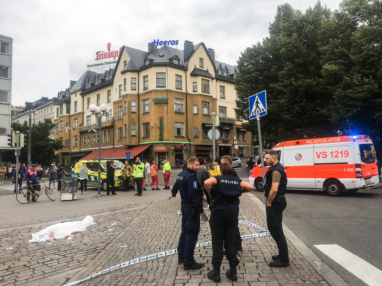 Turun keskustassa tapahtui puukotuksia perjantaina.